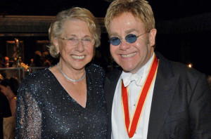 elton-and-mom